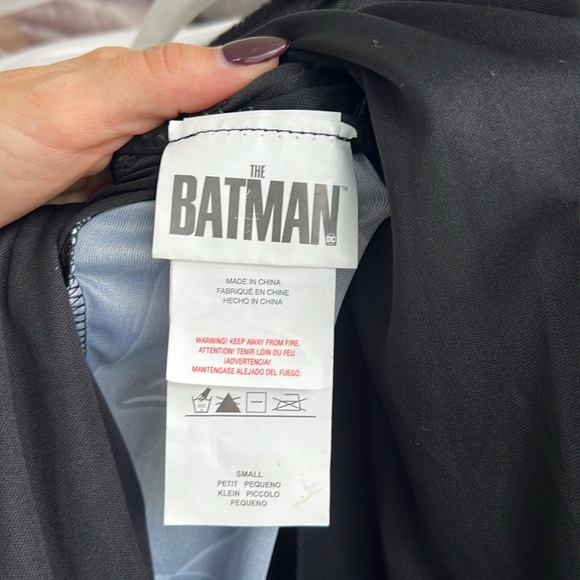 kids Batman Costume (size Small) - Picture 2 of 4